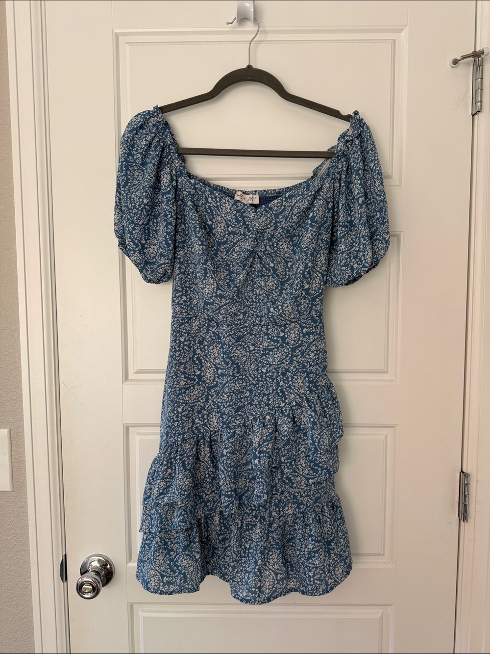 Blue Floral Puff-Sleeve Dress